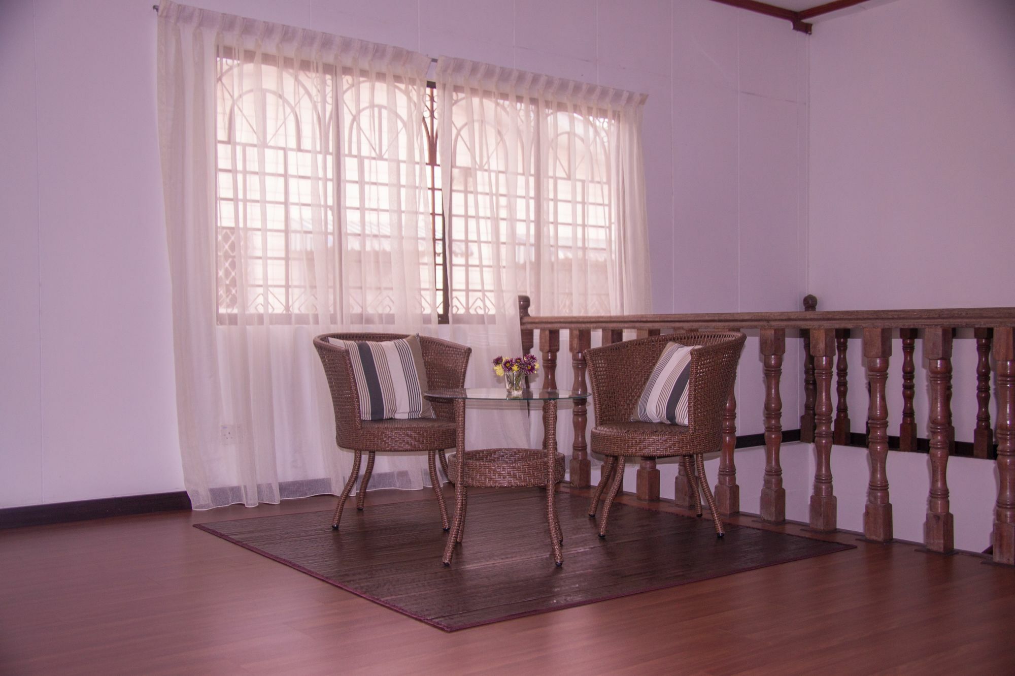 Bike And Tours Bed And Breakfast Лахад Дату Екстериор снимка